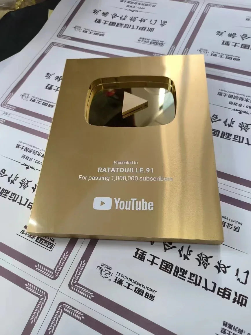 Gold customized name YouTube play button award plaque,custom YouTube award